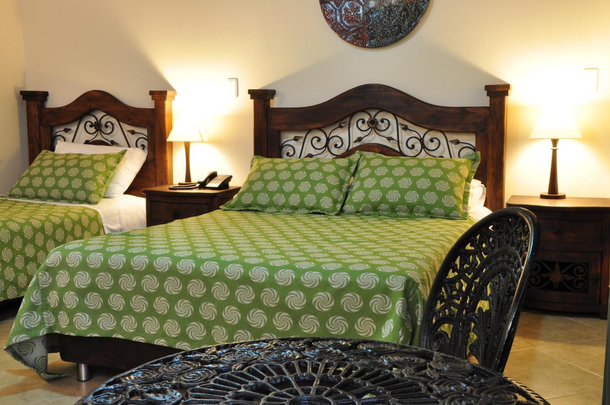 Hoteles Bogota Inn La Soledad Экстерьер фото