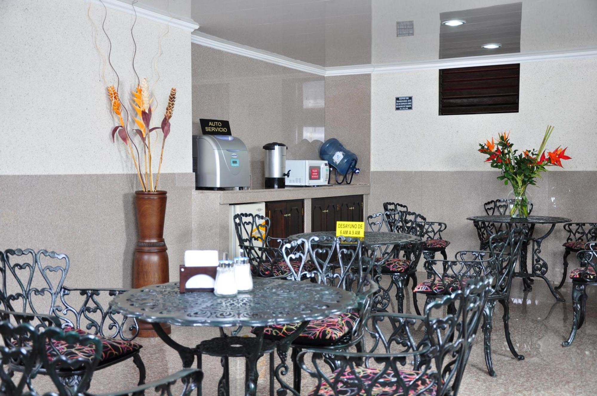 Hoteles Bogota Inn La Soledad Экстерьер фото